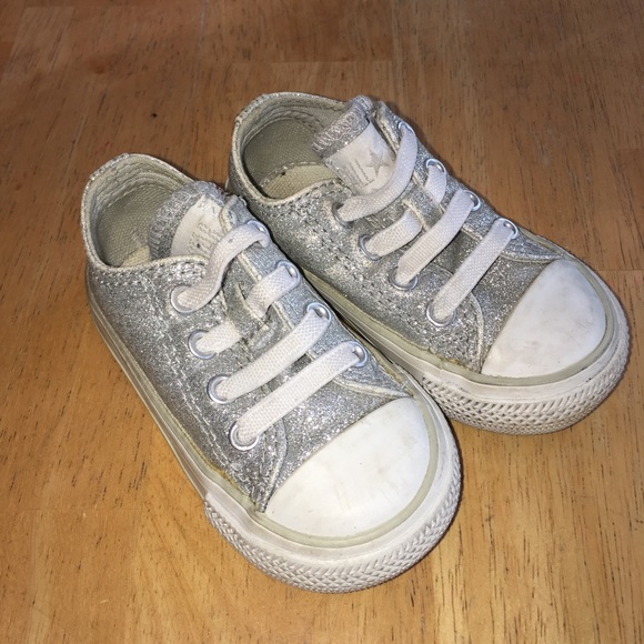 baby girl glitter converse